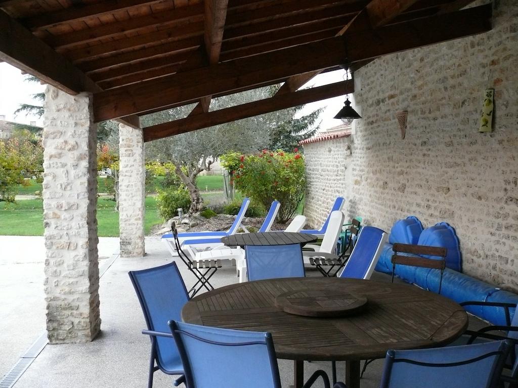 Gite Du Clos De La Vigne Montreuil  Cameră foto
