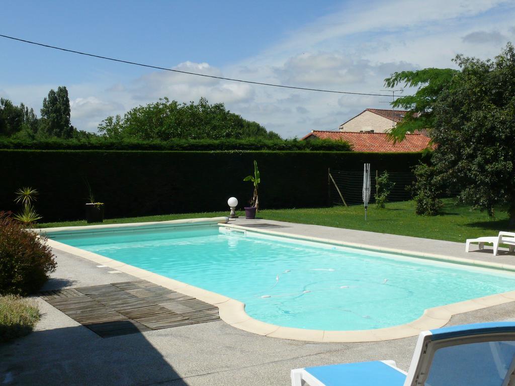 Gite Du Clos De La Vigne Montreuil  Exterior foto
